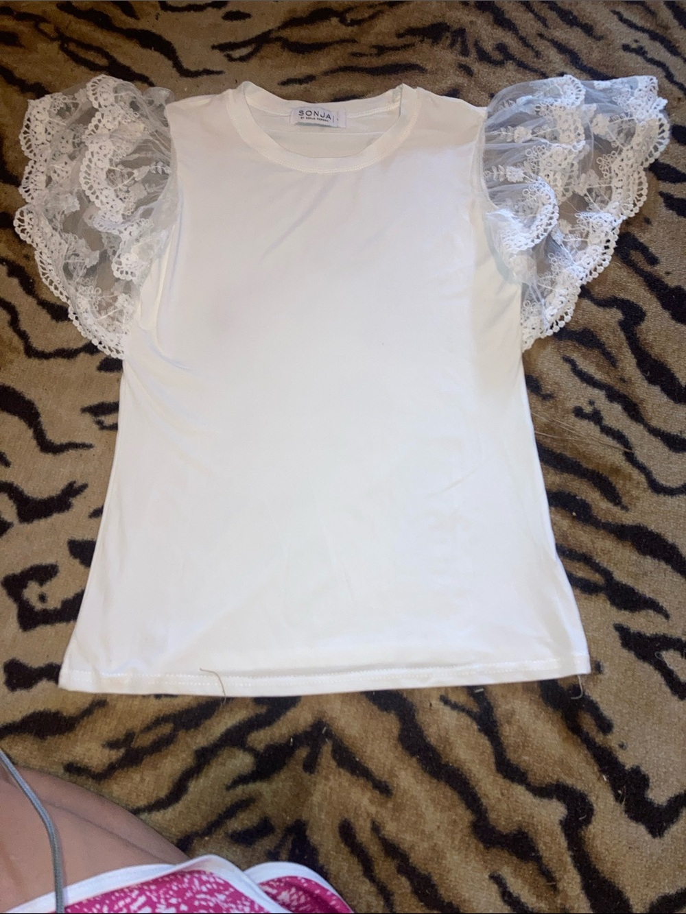 Sonja by Sonya Morgan White Lace Flutter Sleeve Tee